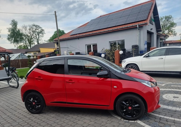 Toyota Aygo cena 33900 przebieg: 125960, rok produkcji 2017 z Przasnysz małe 379